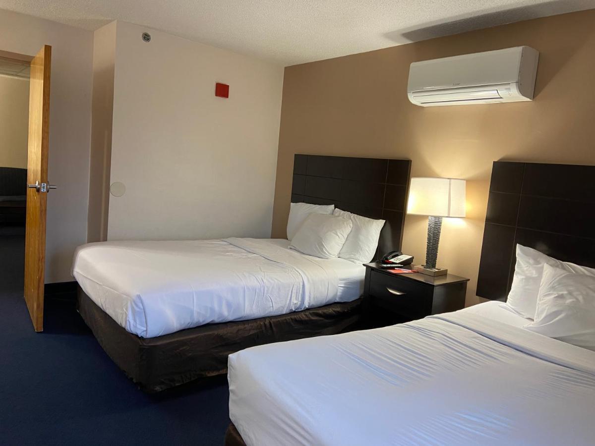 Econo Lodge Inn & Suites Rehoboth Beach Exterior photo