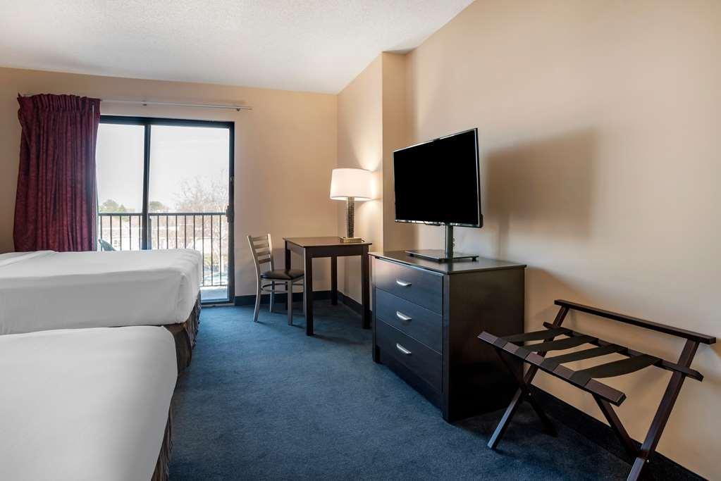 Econo Lodge Inn & Suites Rehoboth Beach Room photo